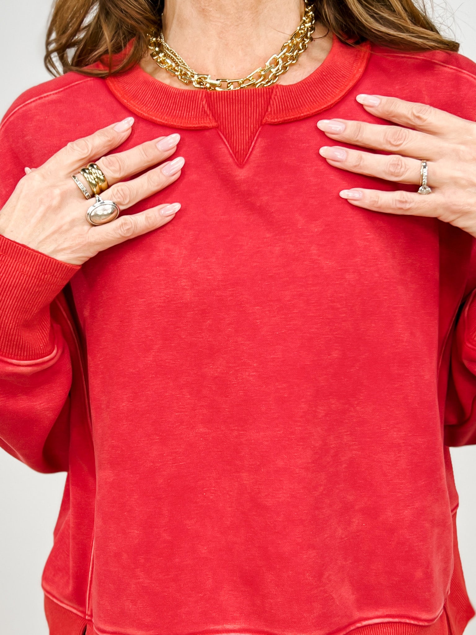 The Eleanor Luxe CozyCore Sweatshirt - Red & Green