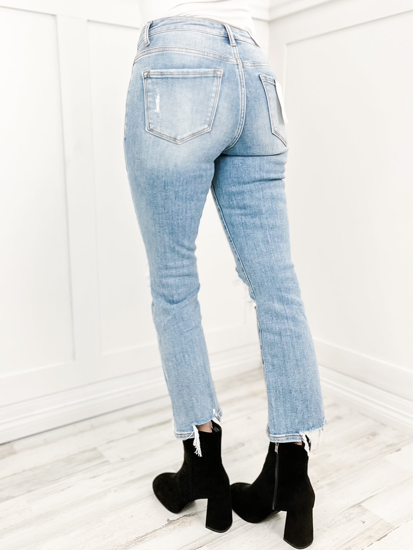 Lovervet by Vervet "WILLOW" Hi-Rise Kick Flare Cropped Denim Jeans