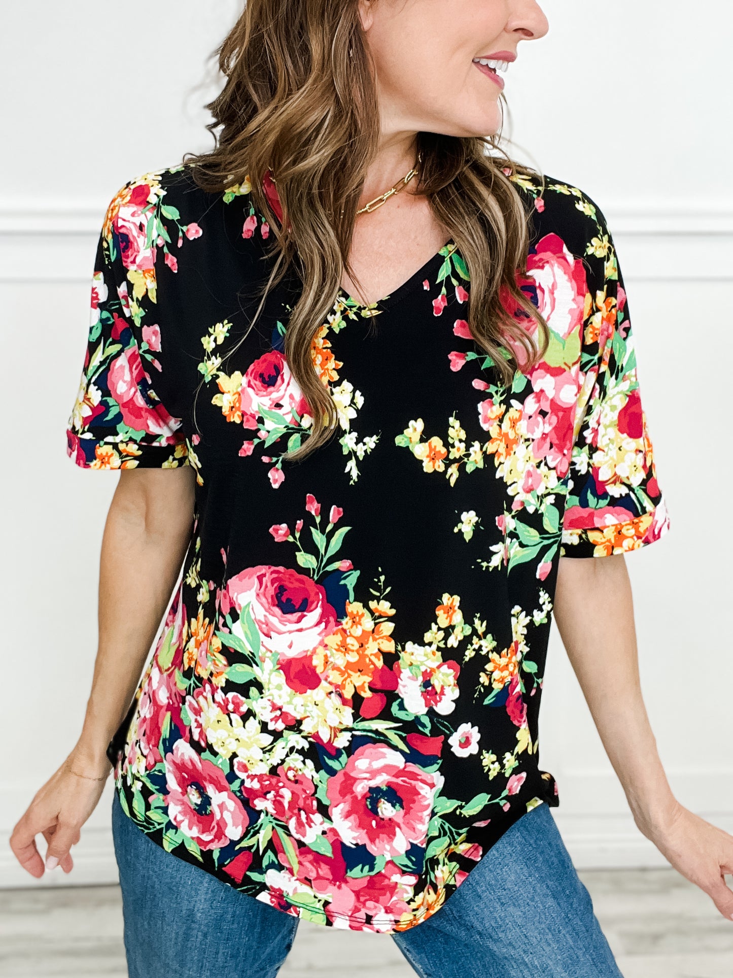 Floral Print Short Sleeve Relaxed V-Neck Top