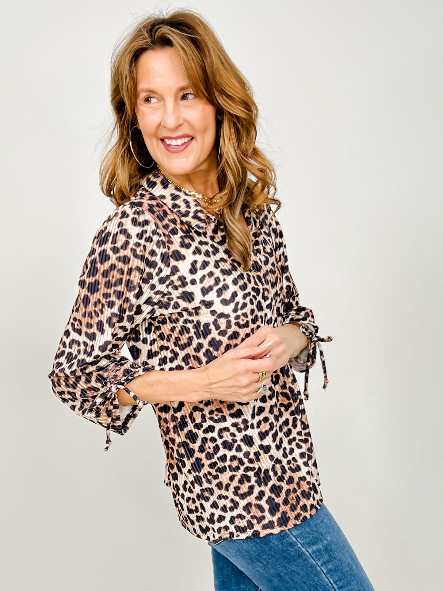 3/4 Tie Sleeves Leopard Print Top with Collar