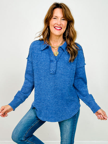 Mineral Washed Waffle Polo Sweatshirt in Cobalt