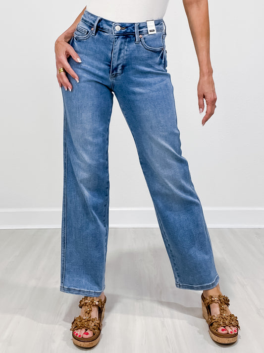 Judy Blue BLUE JEAN BABY Mid-Rise Tummy Control Straight Jeans