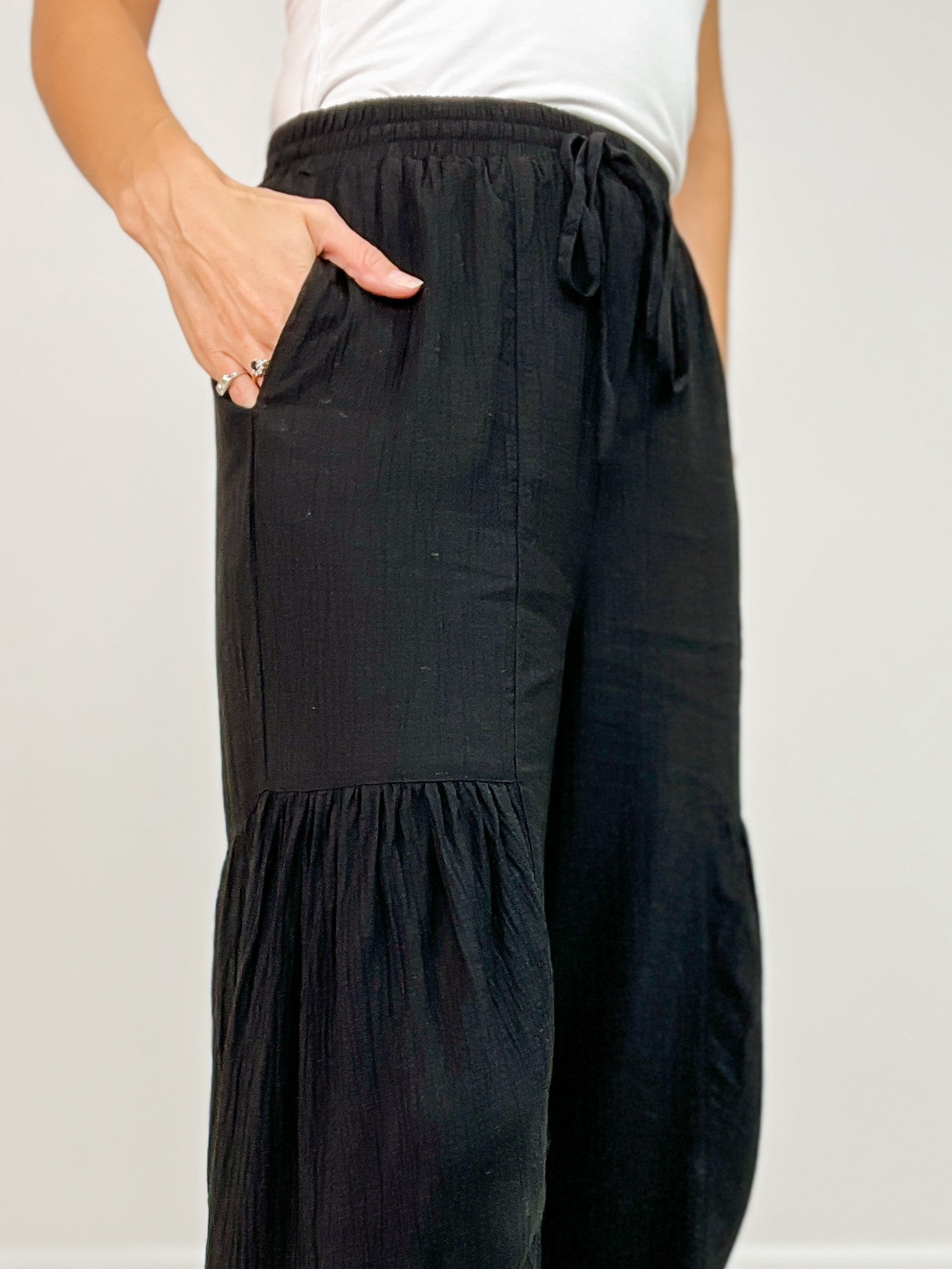 Textured Woven Tiered Detail Wide Leg Pants