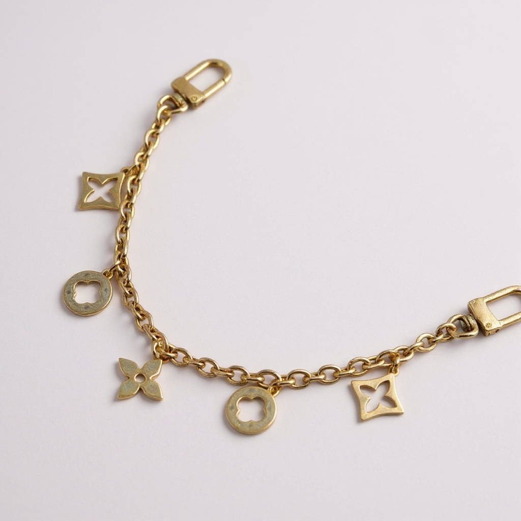 Purse Charm Black & White with Clip 5 Charm