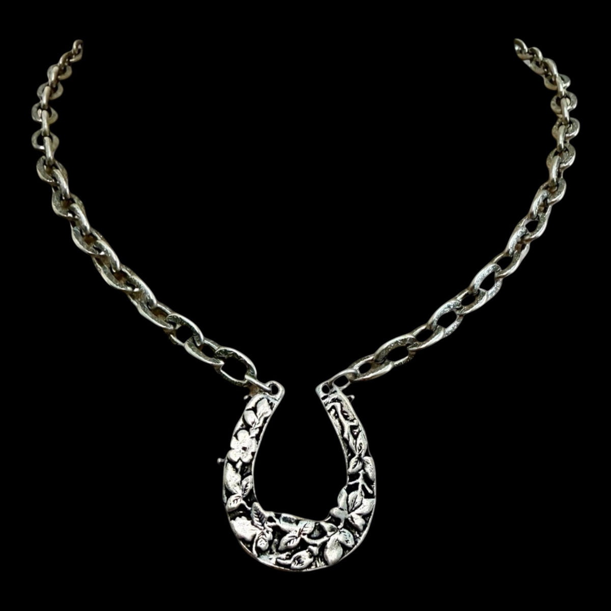 Vintage Reproduction Sterling Plated 17" Chain with Horseshoe Pendant