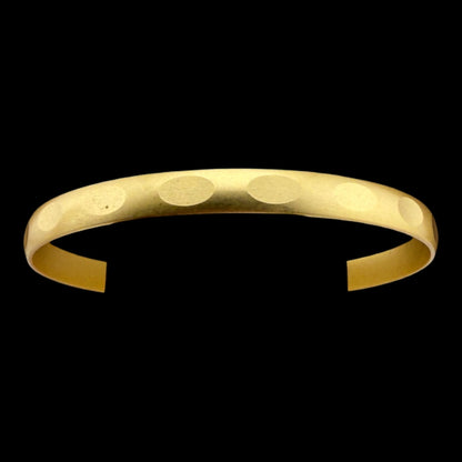 Vintage Hammered Medium Gold Bangle
