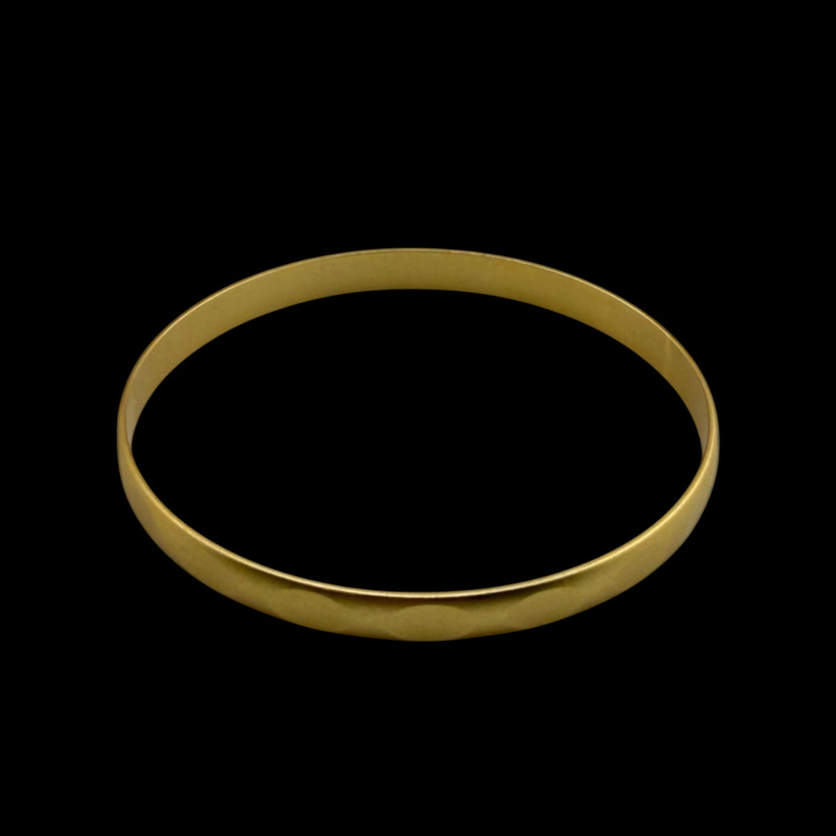 Vintage Hammered Medium Gold Bangle