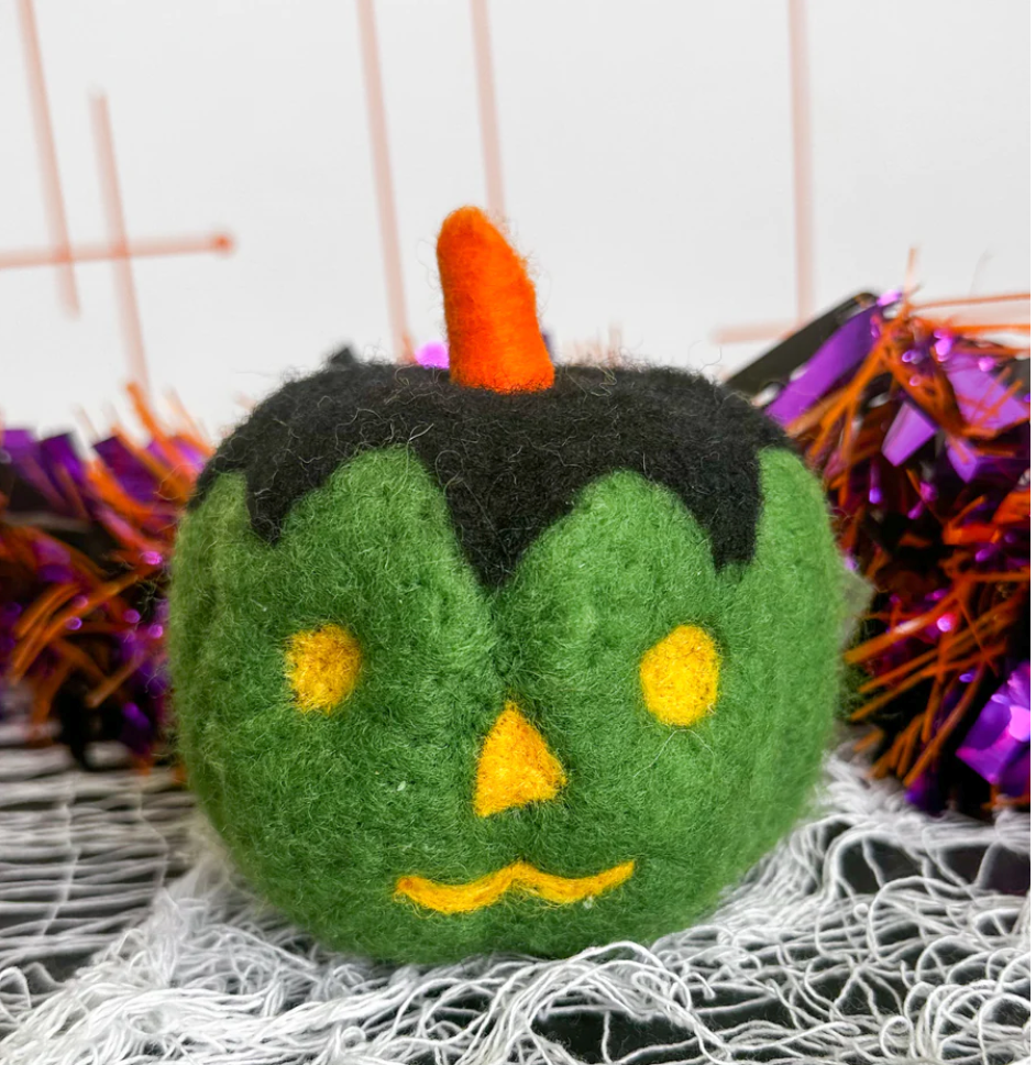 Wool Pumpkin Head Characters