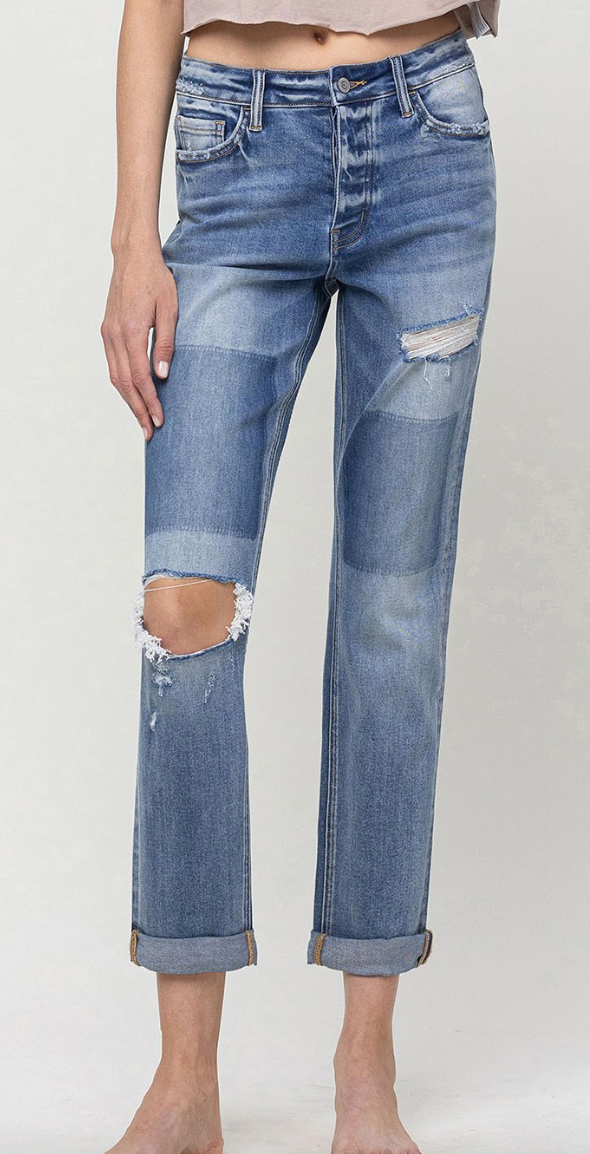 MID RISE CUFFED HEM CROP BOYFRIEND JEAN