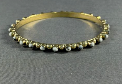 Brass alternating ball/stone bangle