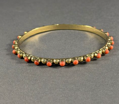 Brass alternating ball/stone bangle