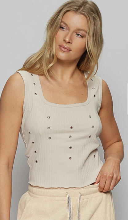 30A Scoop neck, sleeveless, regular fit top