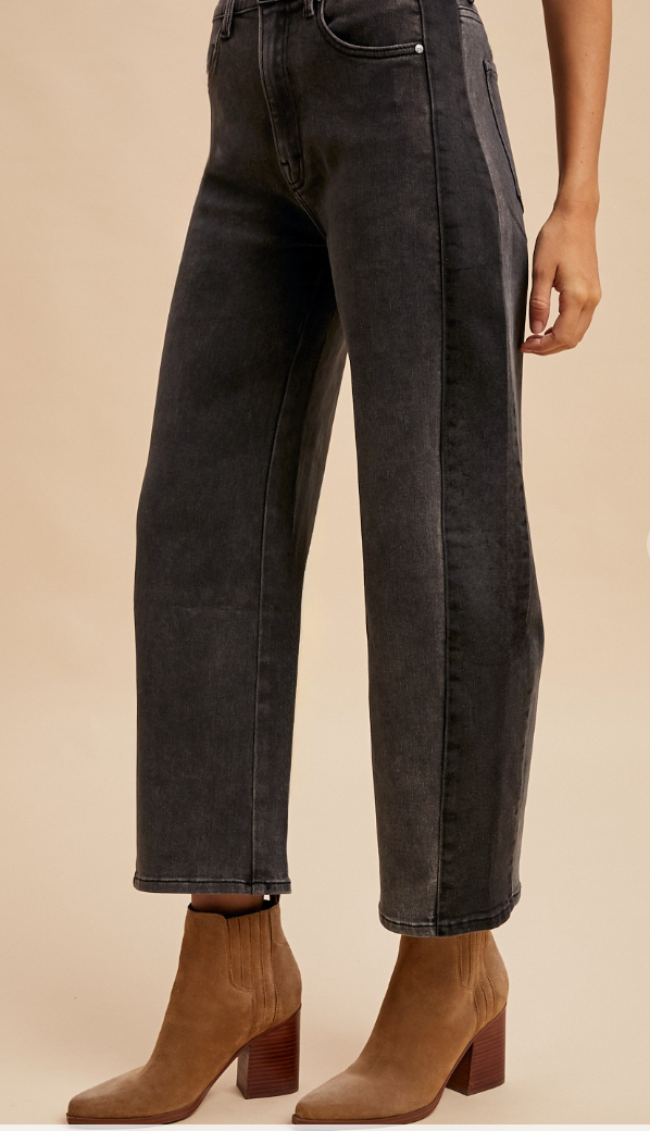 Two Tone Side Panel Stretch Barrel Cropped Jeans in Black