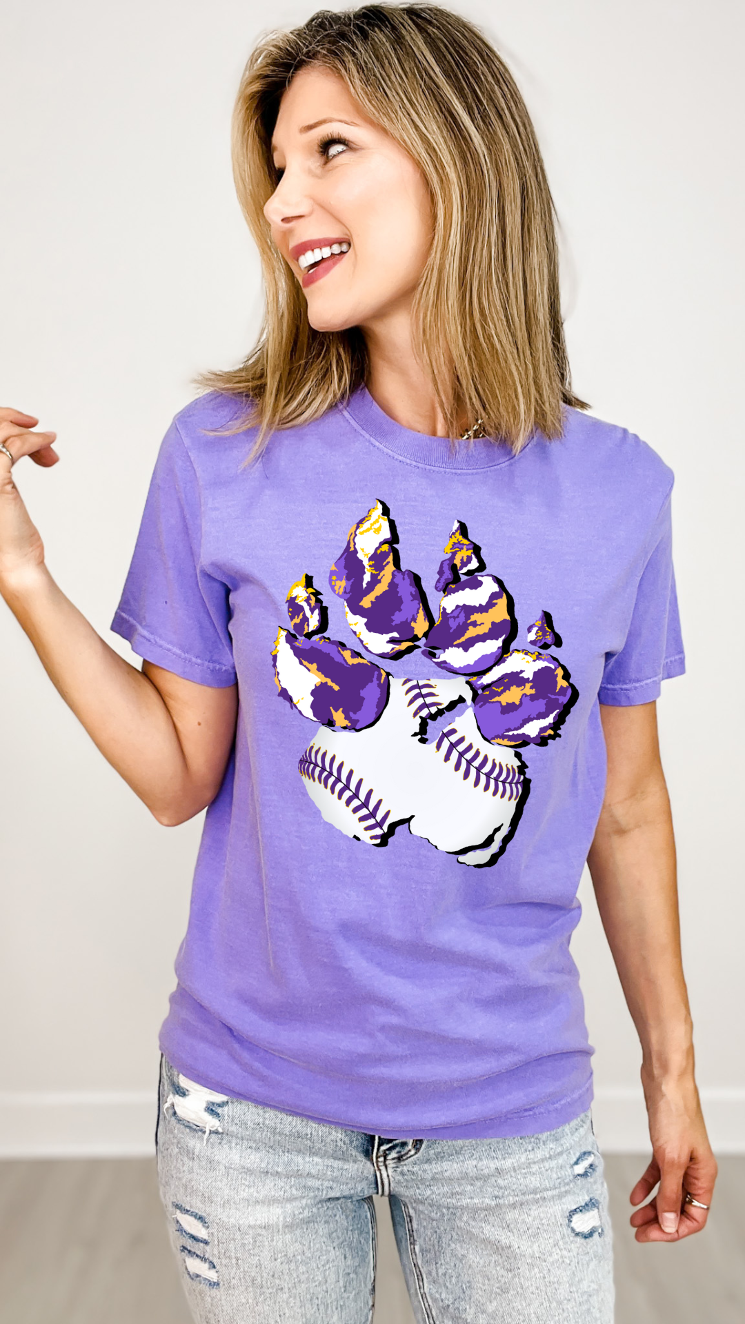 Tiger Basepaw Graphic Tee