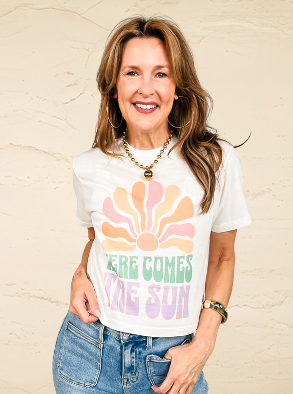 GRAPHIC TEES