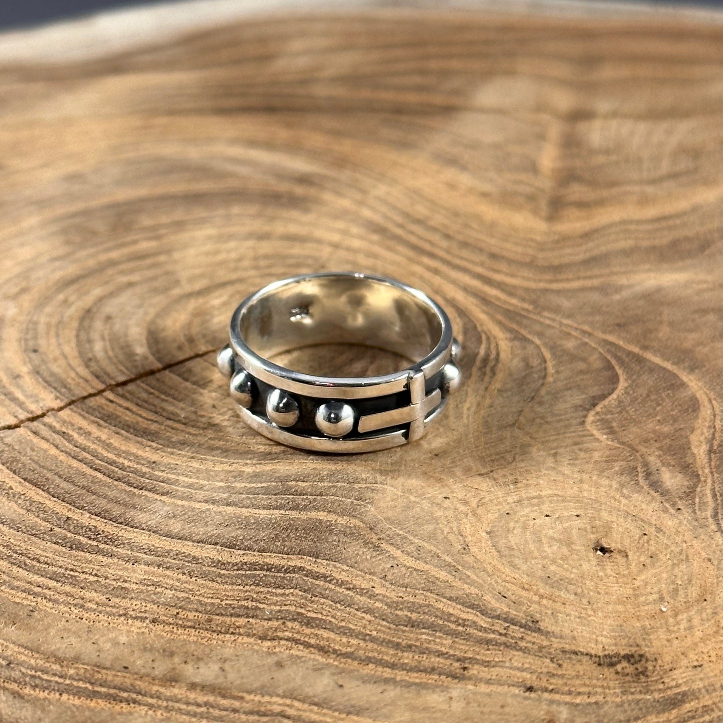 Crossroads Ring