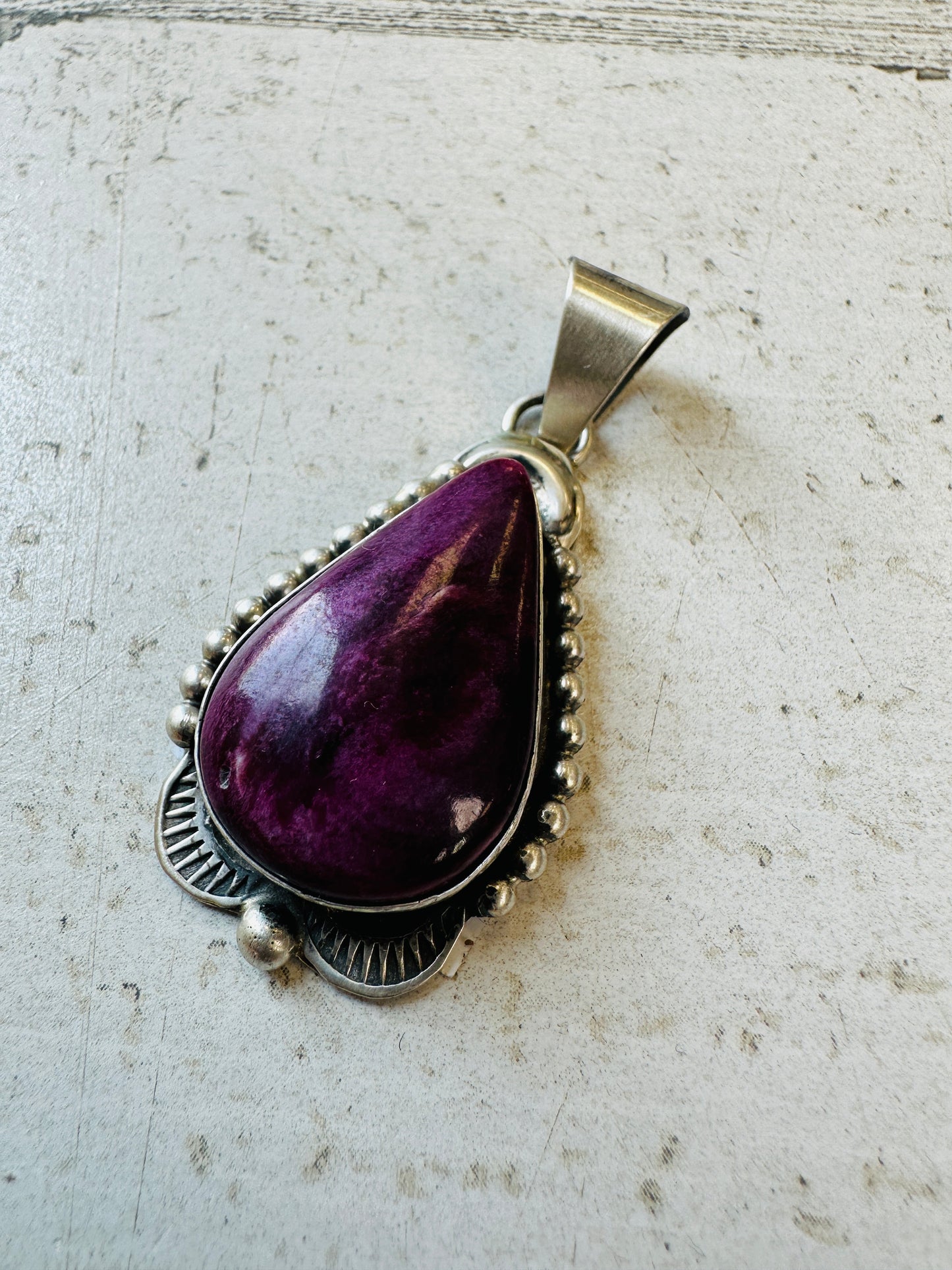 Tia Long Spiny Oyster Pendant