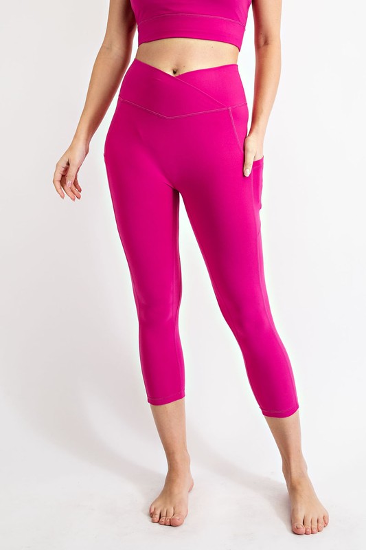 V-Waist Capri Length Leggings with Pockets