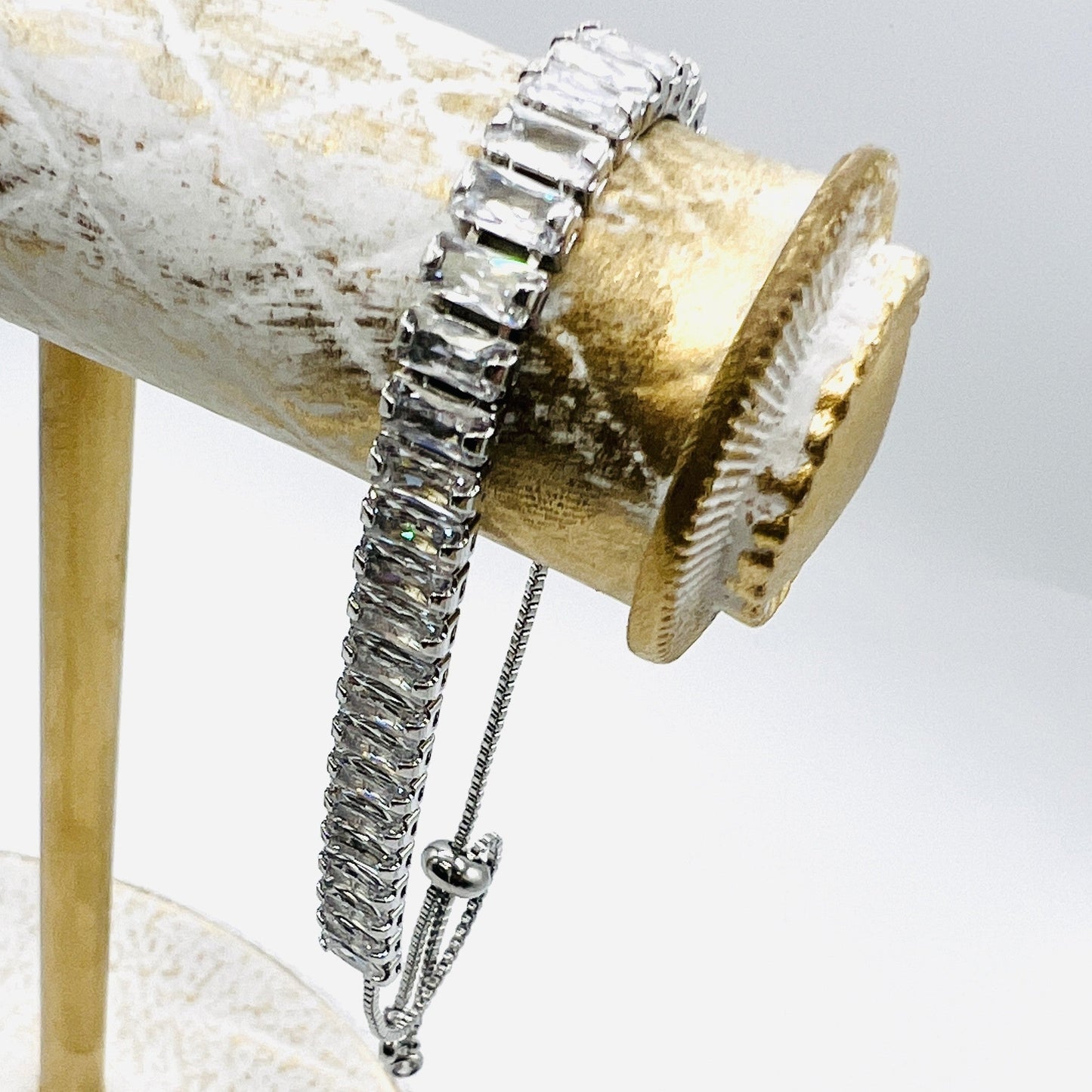 https://s3.commentsold.com/rush/products/EUrbZoEuNhSXMLLnK0RAbcM7A2v2gvYGCsVFPKd6.jpg