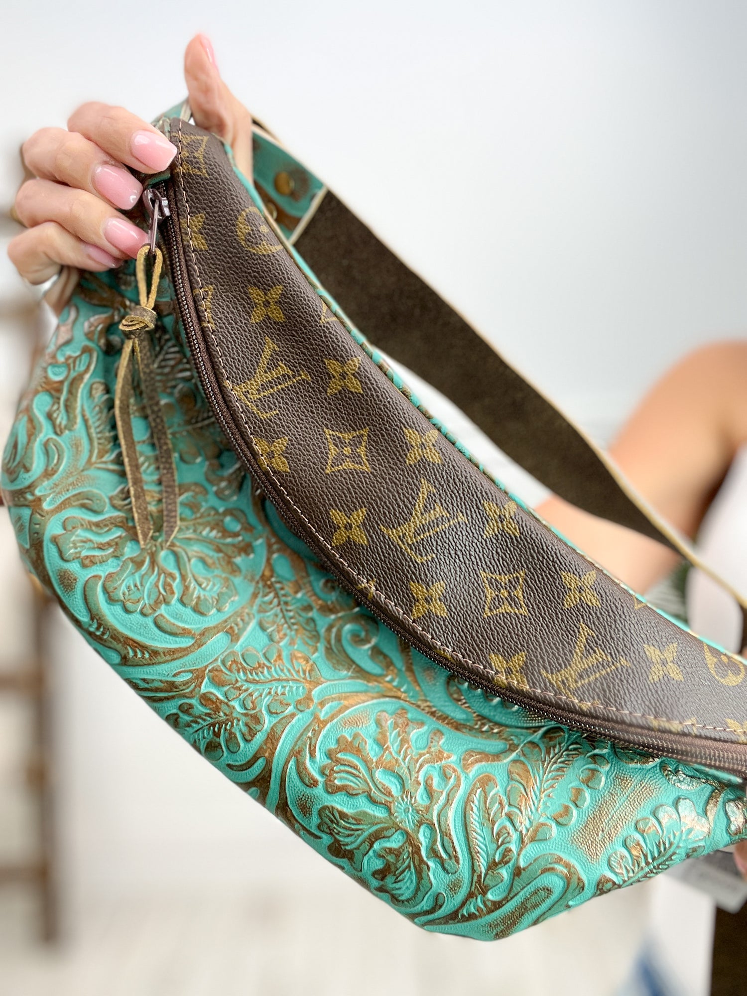 Tulle Turquoise Leather Bum Bag with LV