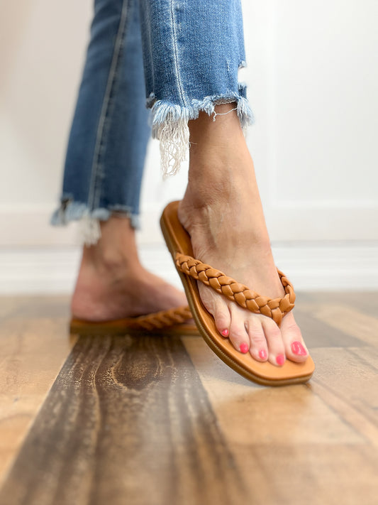 Pierre Dumas Getaway Braided Sandal