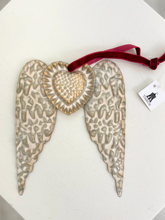 7.5 Ornament, Metal Angel Wings with Heart