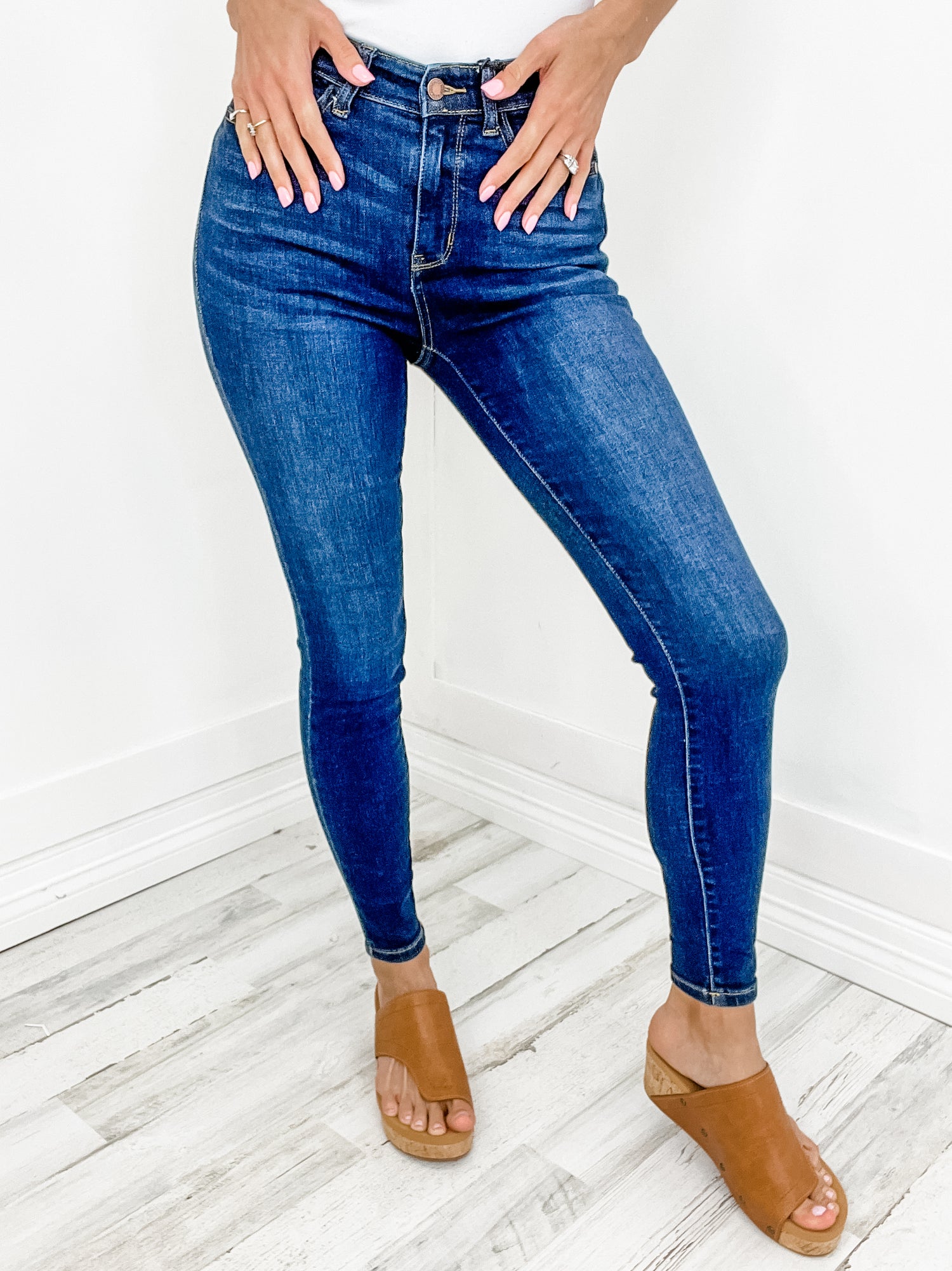 Judy Blue "TONIA 2.0" Hi-Waist Skinny Denim Jeans with Handsanding