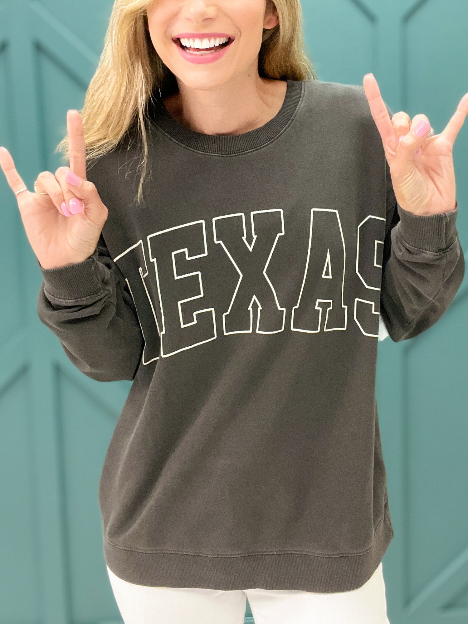 Texas Long-sleeved Graphic Top
