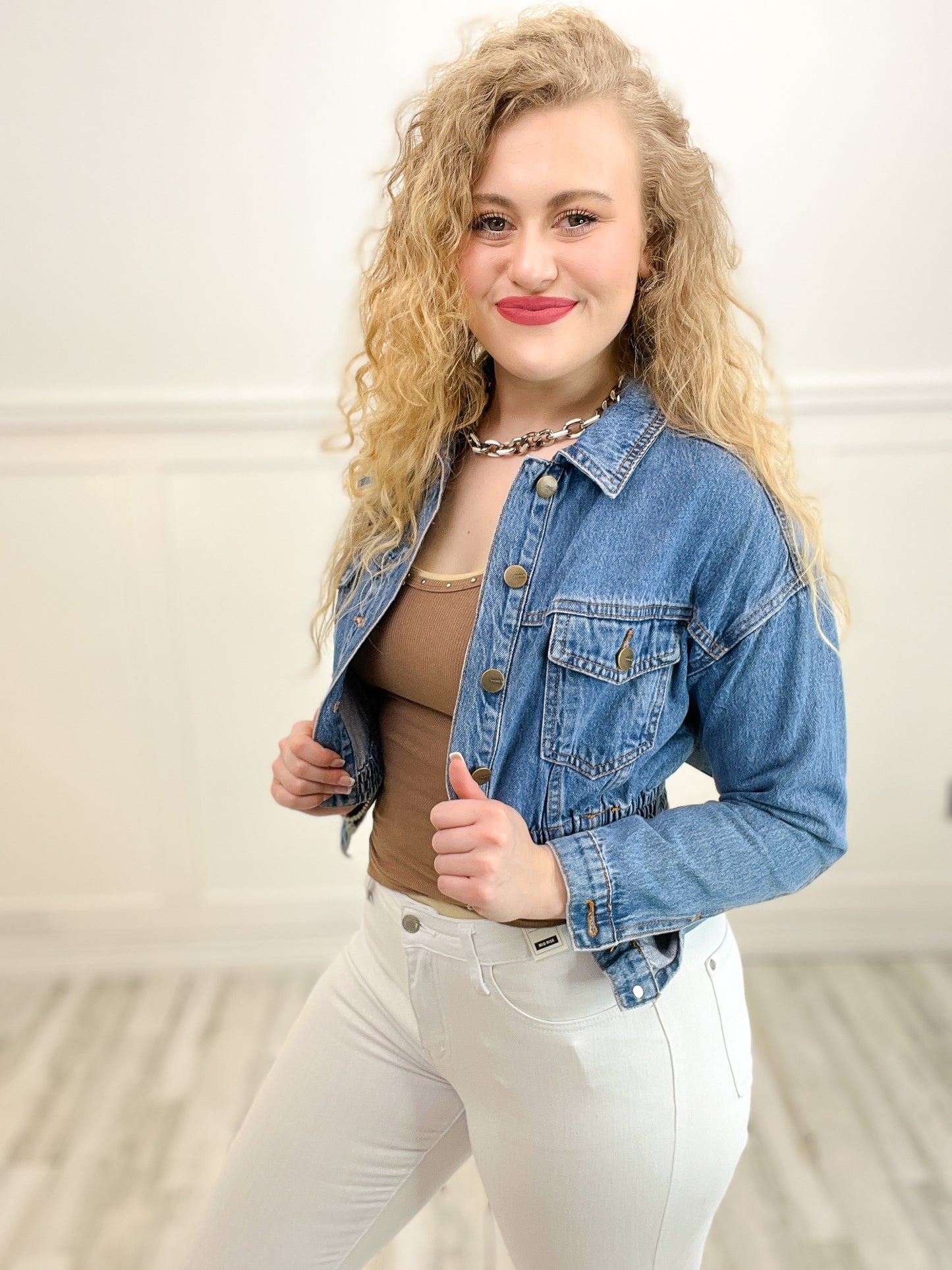 Cropped Denim Jacket with Ribbed Hem