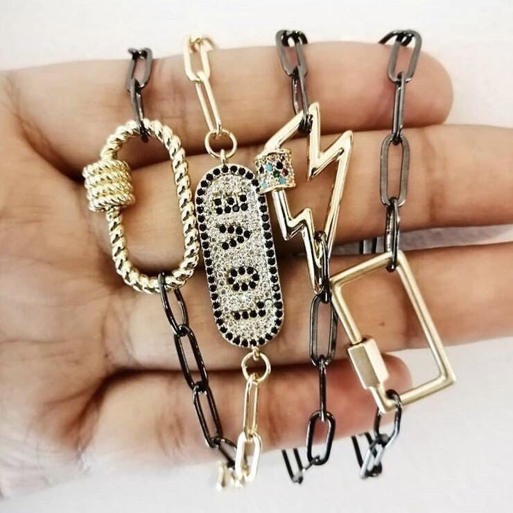 https://s3.commentsold.com/rush/products/OmRu2OAlj0LEpLeAg3SlDcYvZ49o0OImzOKktekt.jpg