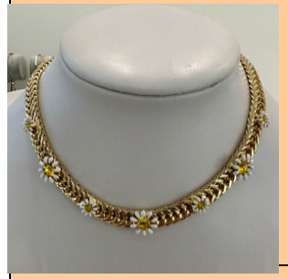 Growing Daisies Necklace