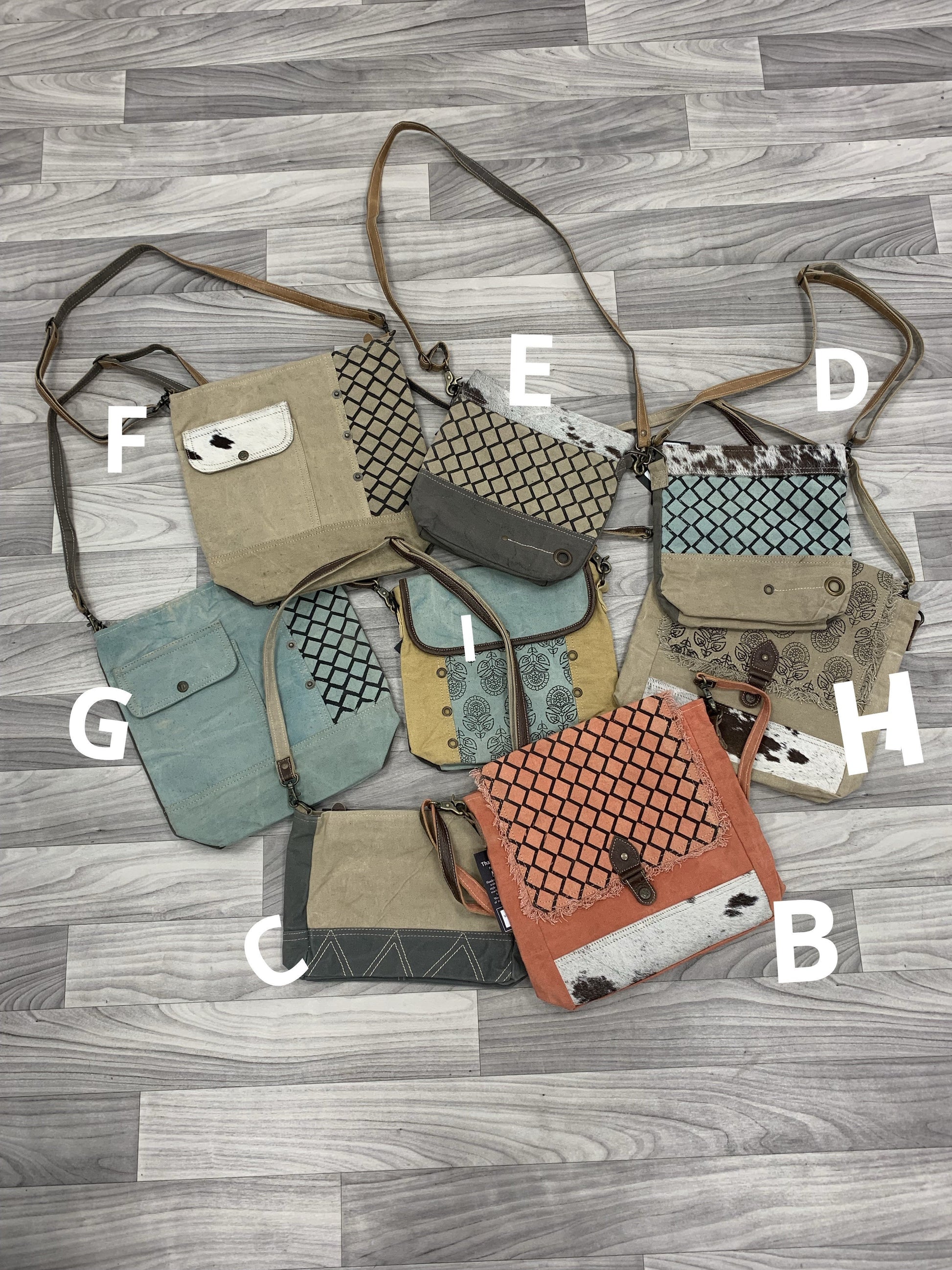 https://s3.commentsold.com/rush/products/Z5EIlAmlA9rtcIzm2inUO8VnMCpzCaCt4DFUgQoA.jpg