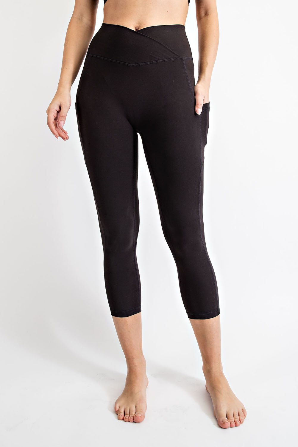 V-Waist Capri Length Leggings with Pockets