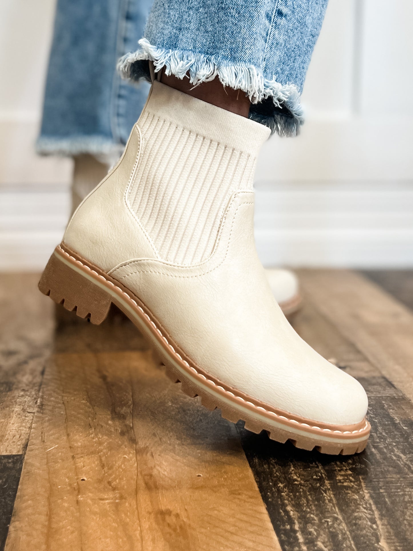 Corkys Cabin Fever Chunky Bootie in Cream