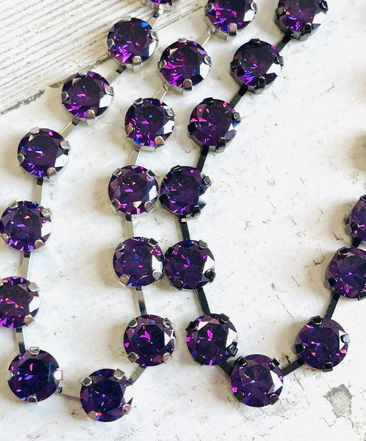 The "Evelyn" Swarovski Crystal necklace In Purple