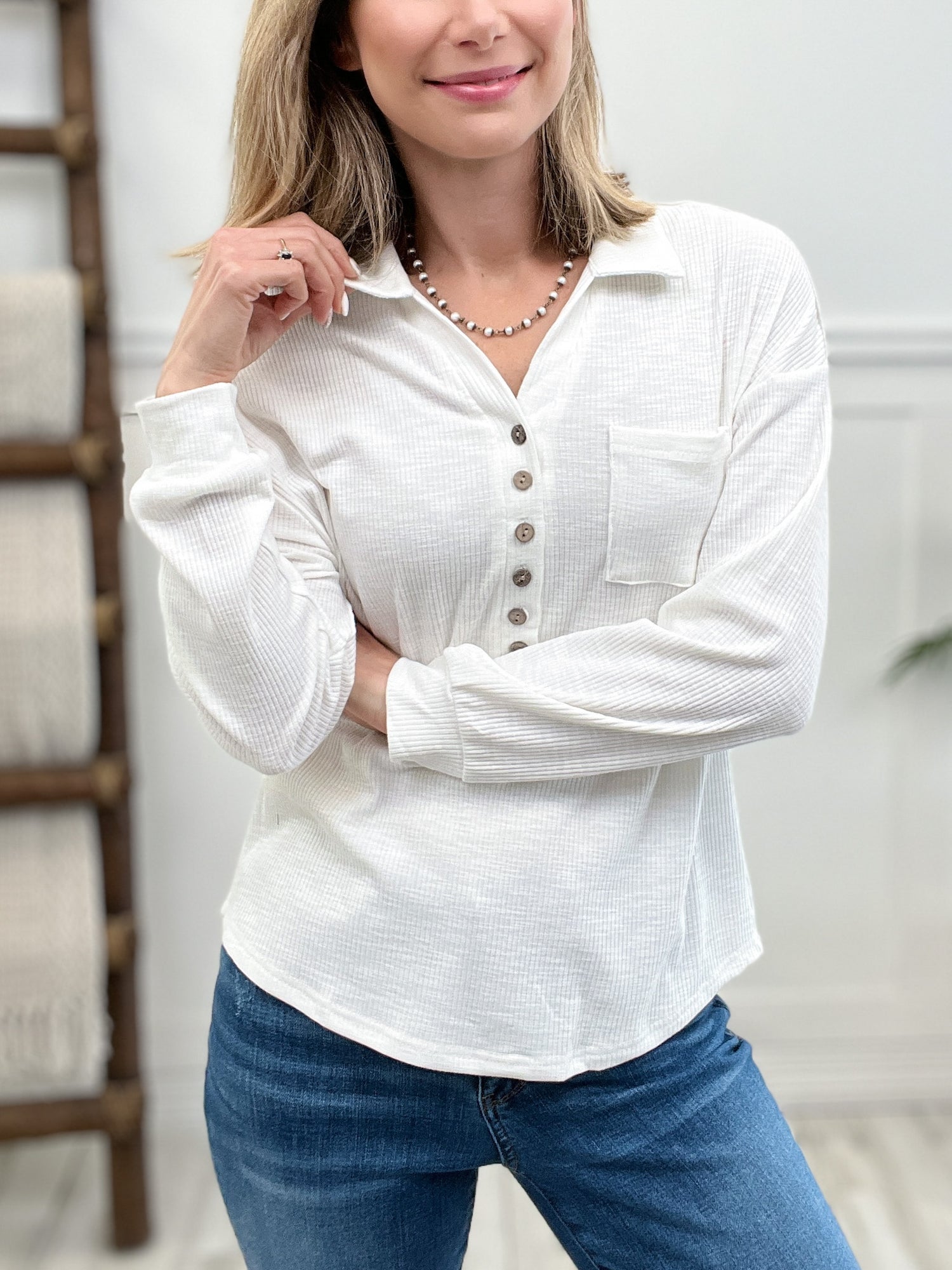 Classic Collar Knit Button Top