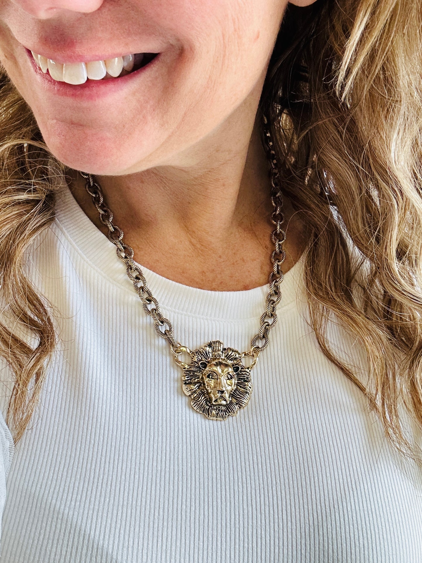 Antique ROAR Lion Necklace