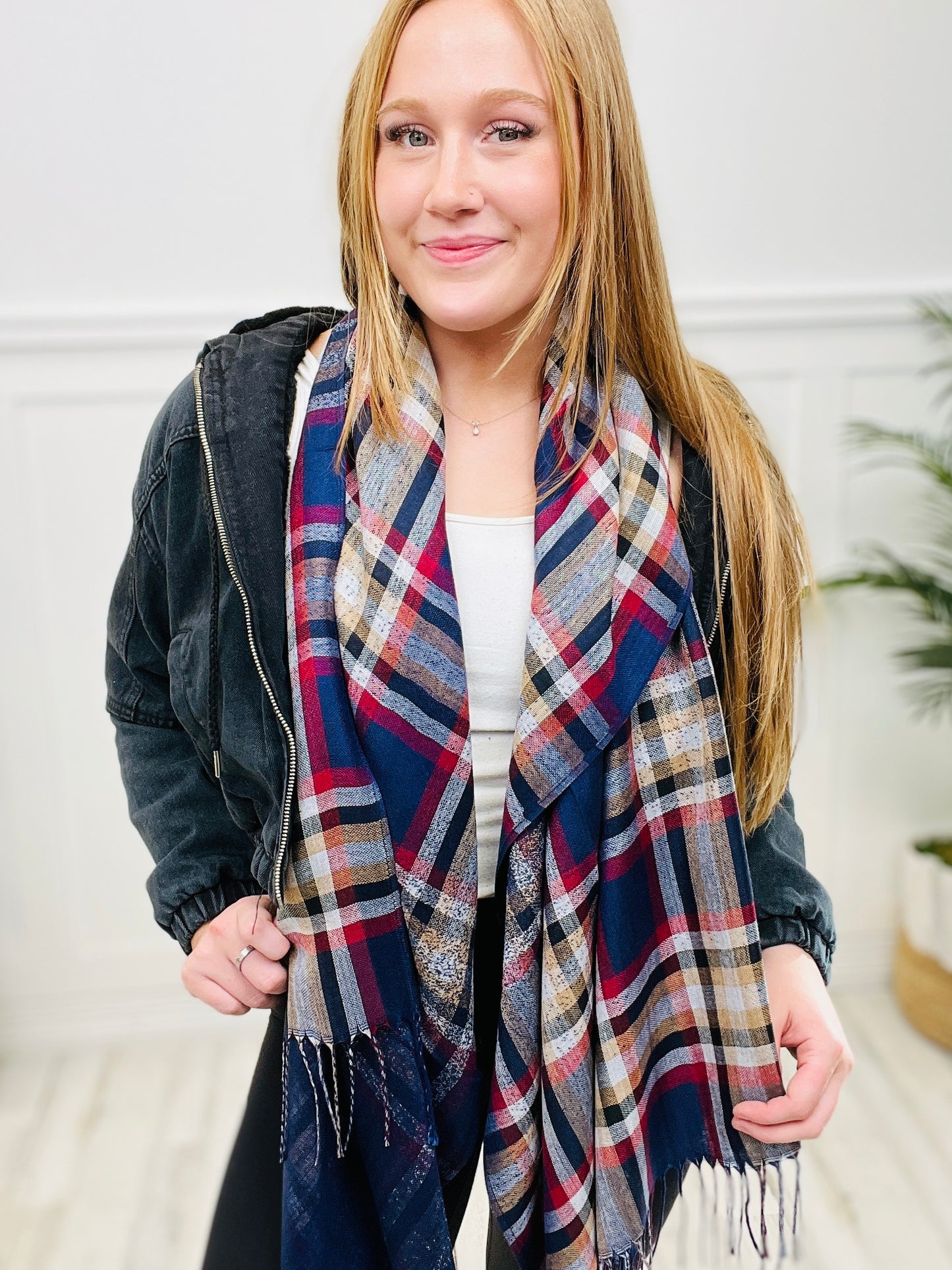 Vibrant Plaid Pattern Pashminao