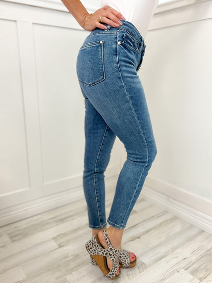 Judy Blue Hi-Waist Relaxed Fit Denim Jeans