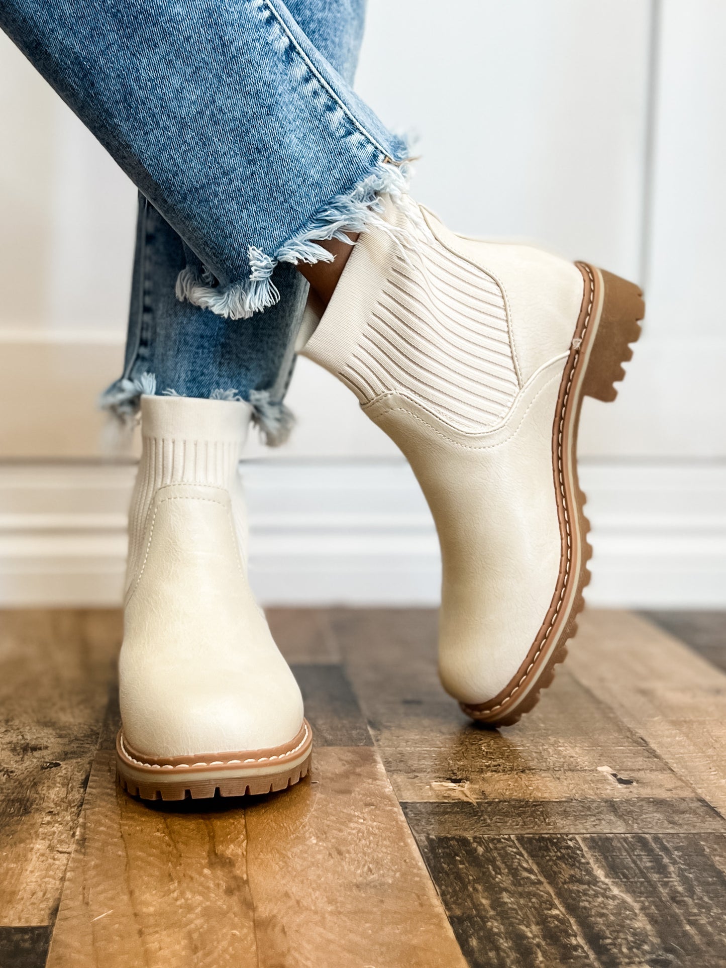 Corkys Cabin Fever Chunky Bootie in Cream