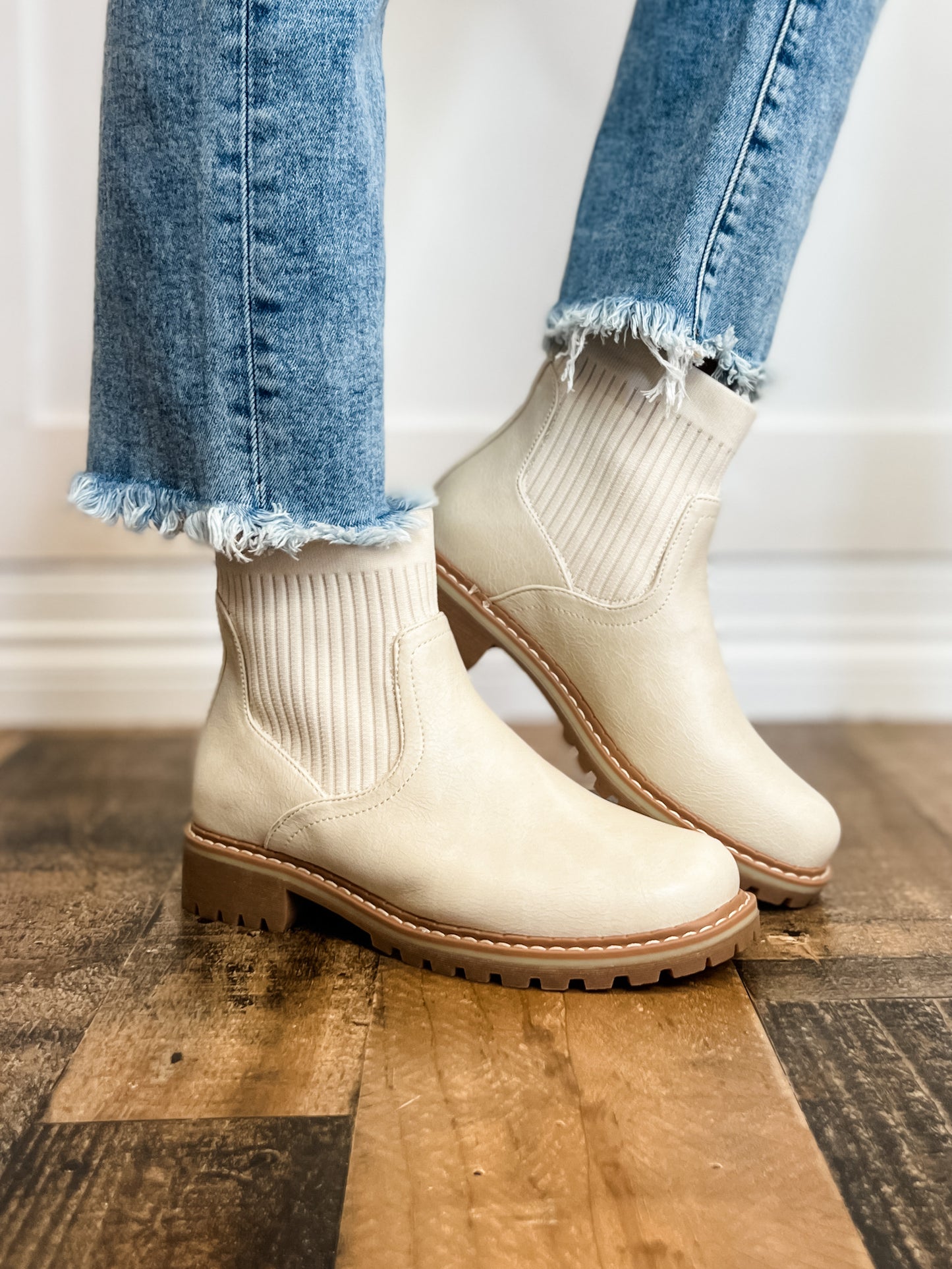 Corkys Cabin Fever Chunky Bootie in Cream