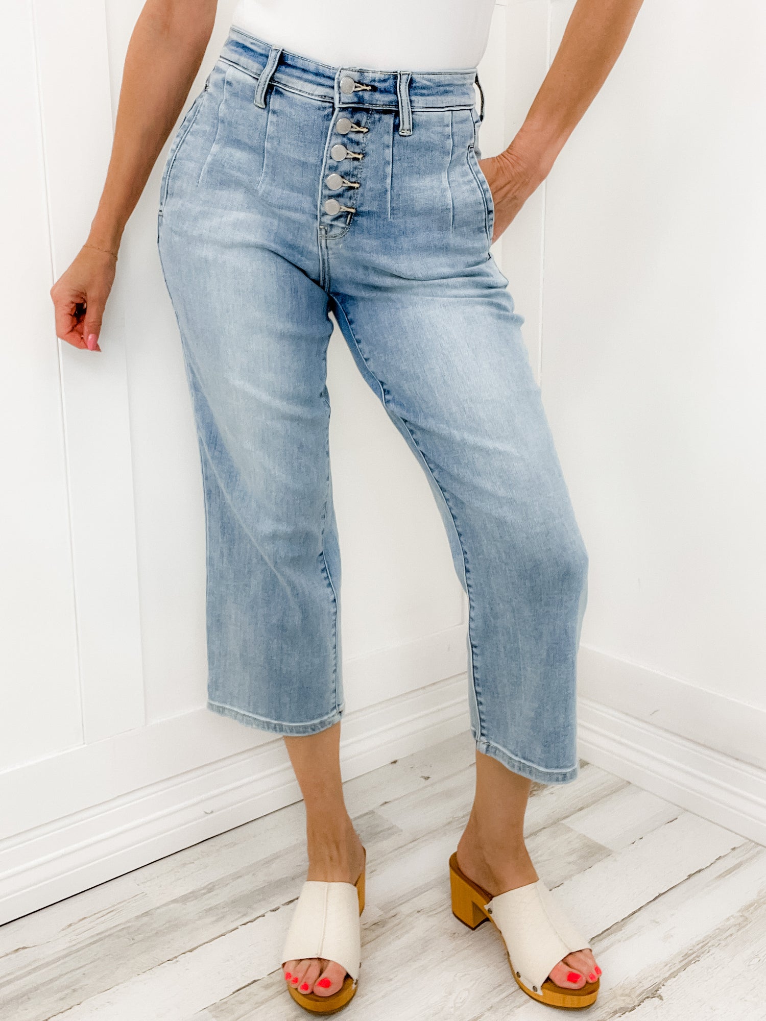 Judy Blue High Waist Vintage Look Plaid Straight Leg Jeans – Emma Lou's  Boutique