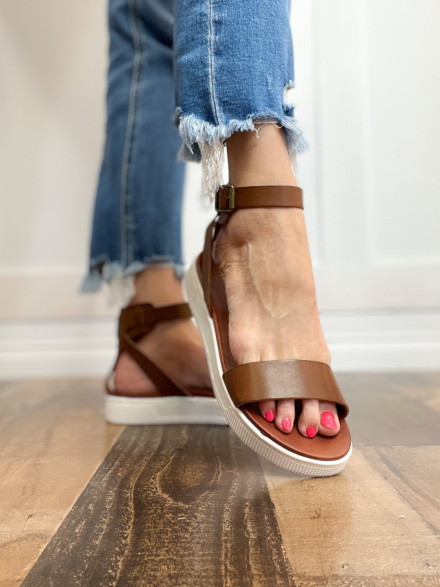 Ellen MIA Sandal