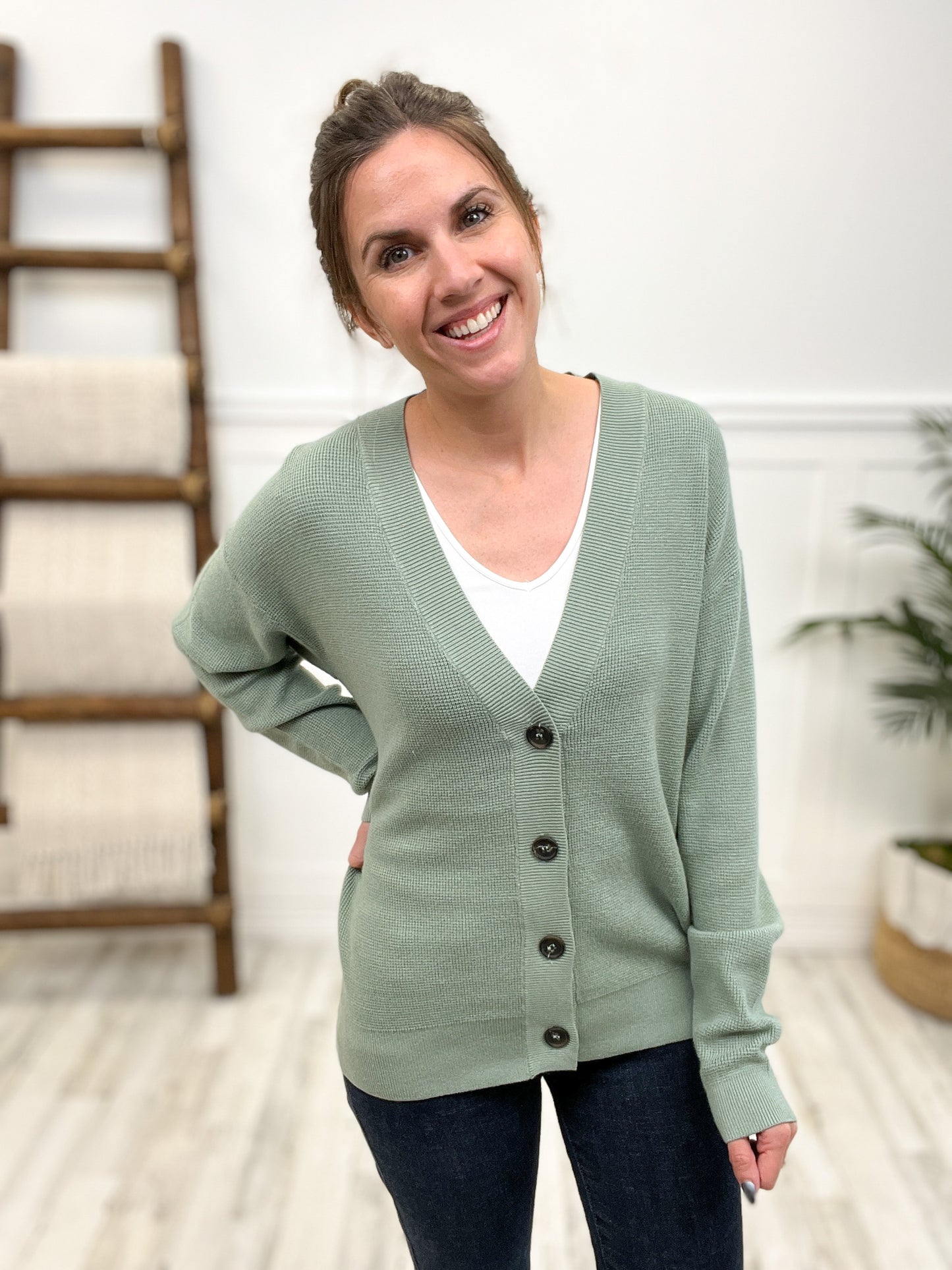 VISCOSE SWEATER CARDIGAN 2