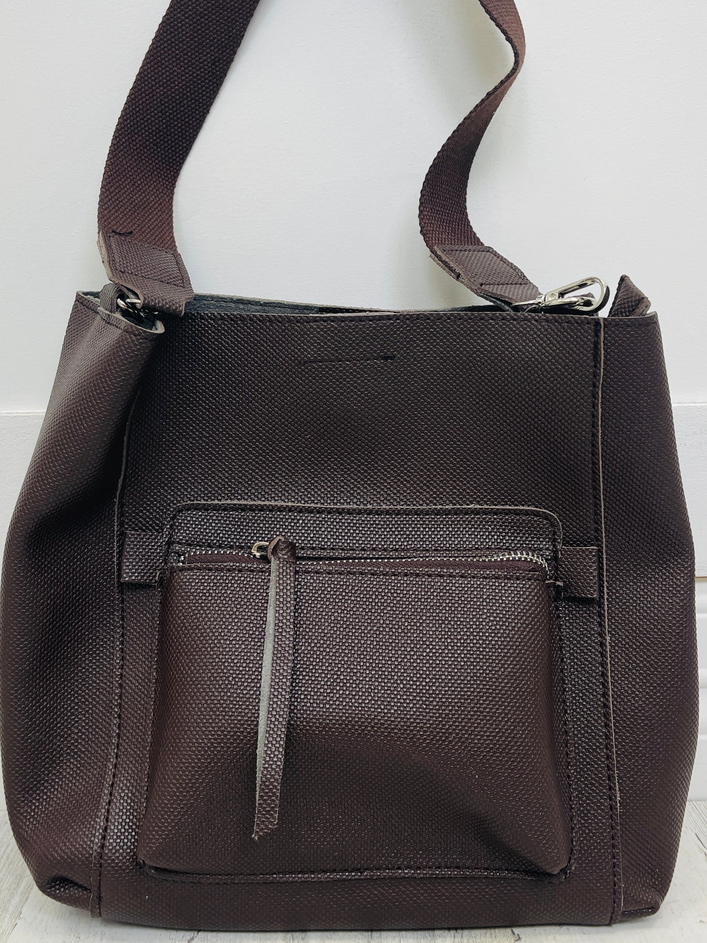 Zipper Bucket Shoulder Bag