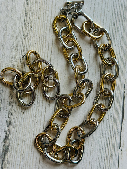Some like it HOT Necklace Set