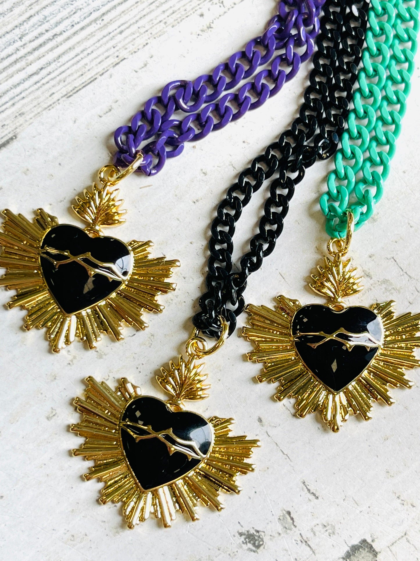 Black Heart Cuban Chain Necklace - Emma Evelyn Jewelry Guangzhou Laursain Jewelry Co., - Emma Lou's Boutique