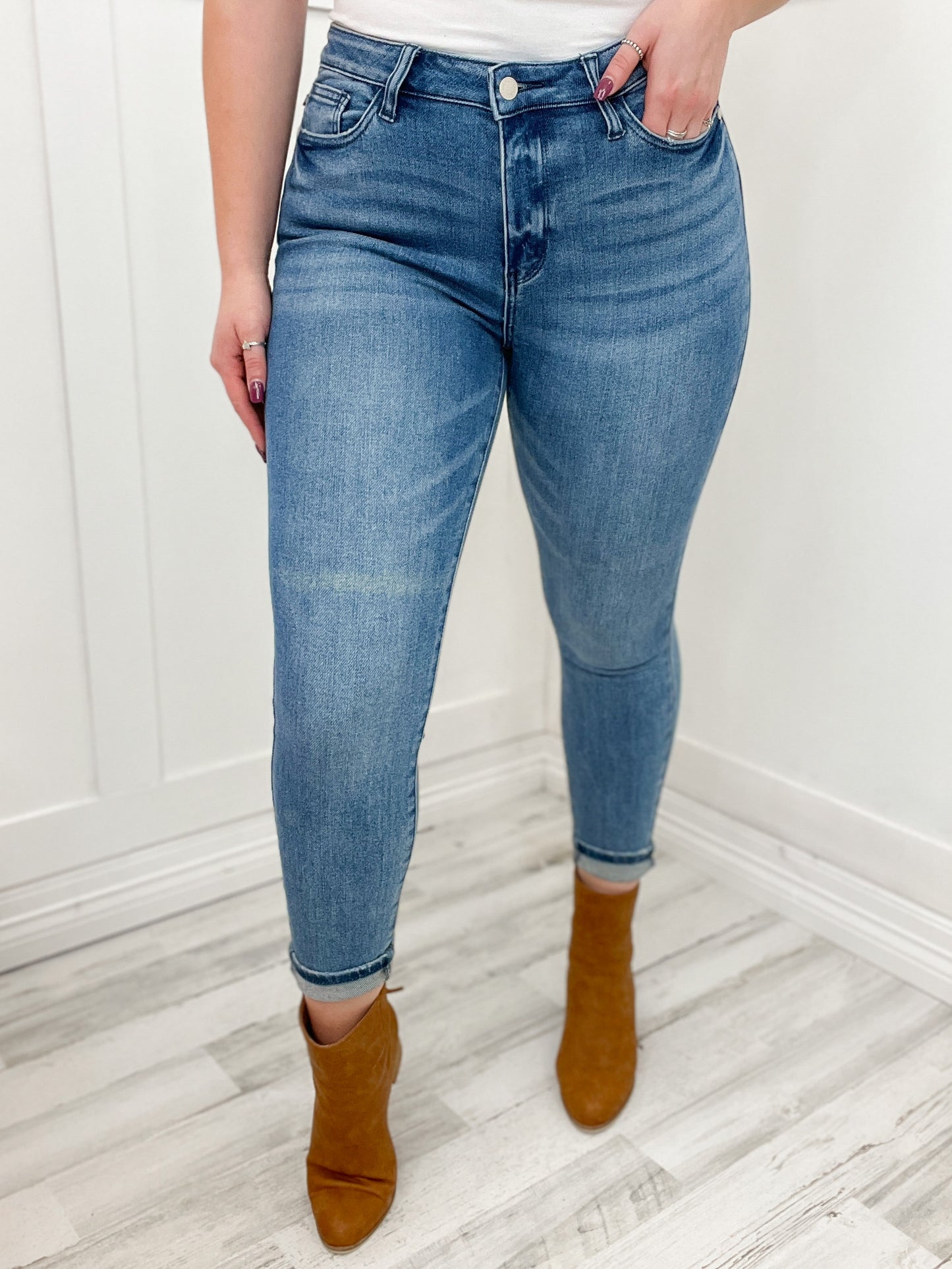 Judy Blue Hi-Waist Relaxed Fit Denim Jeans