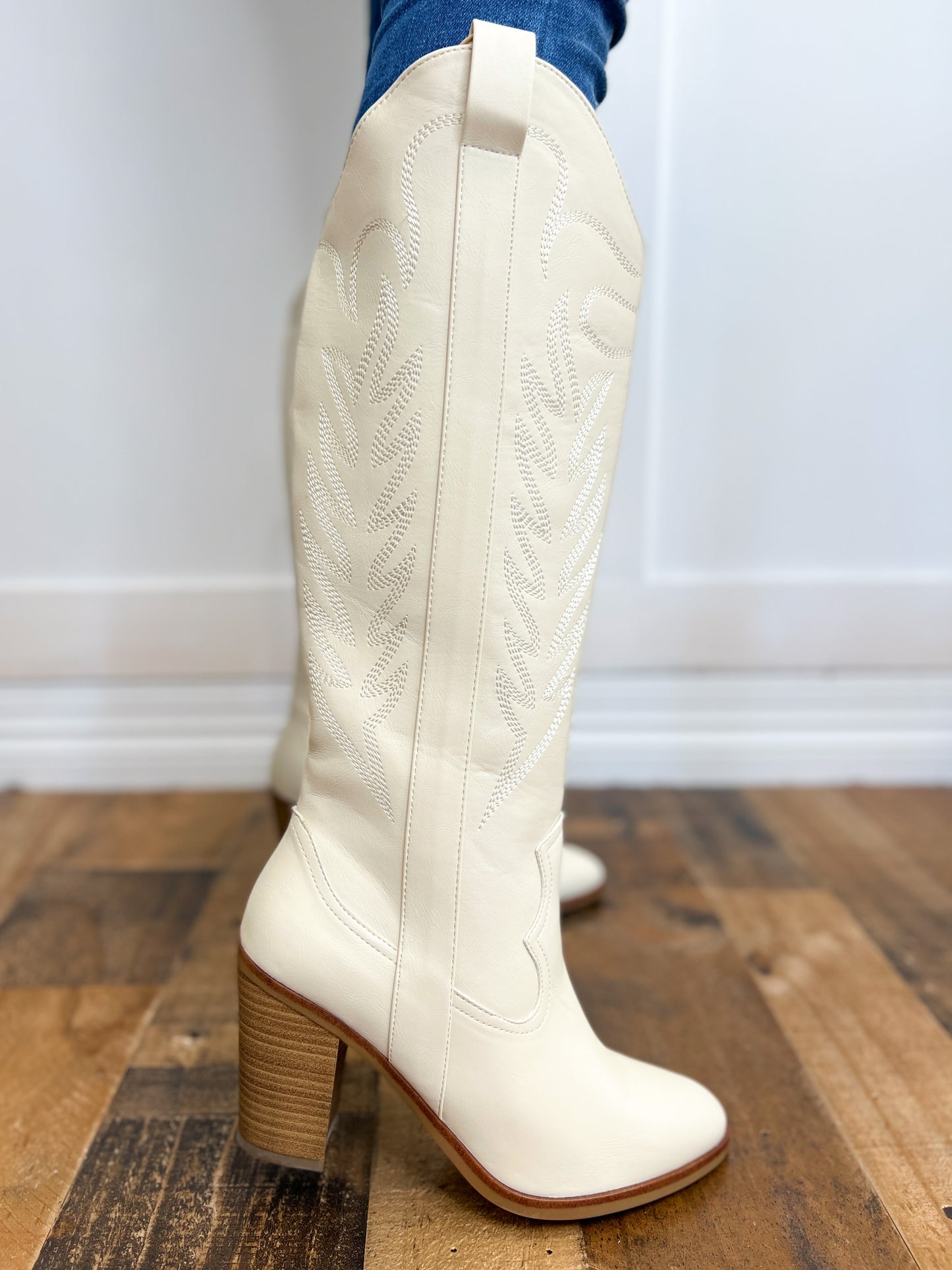 Dakota Tall Boot