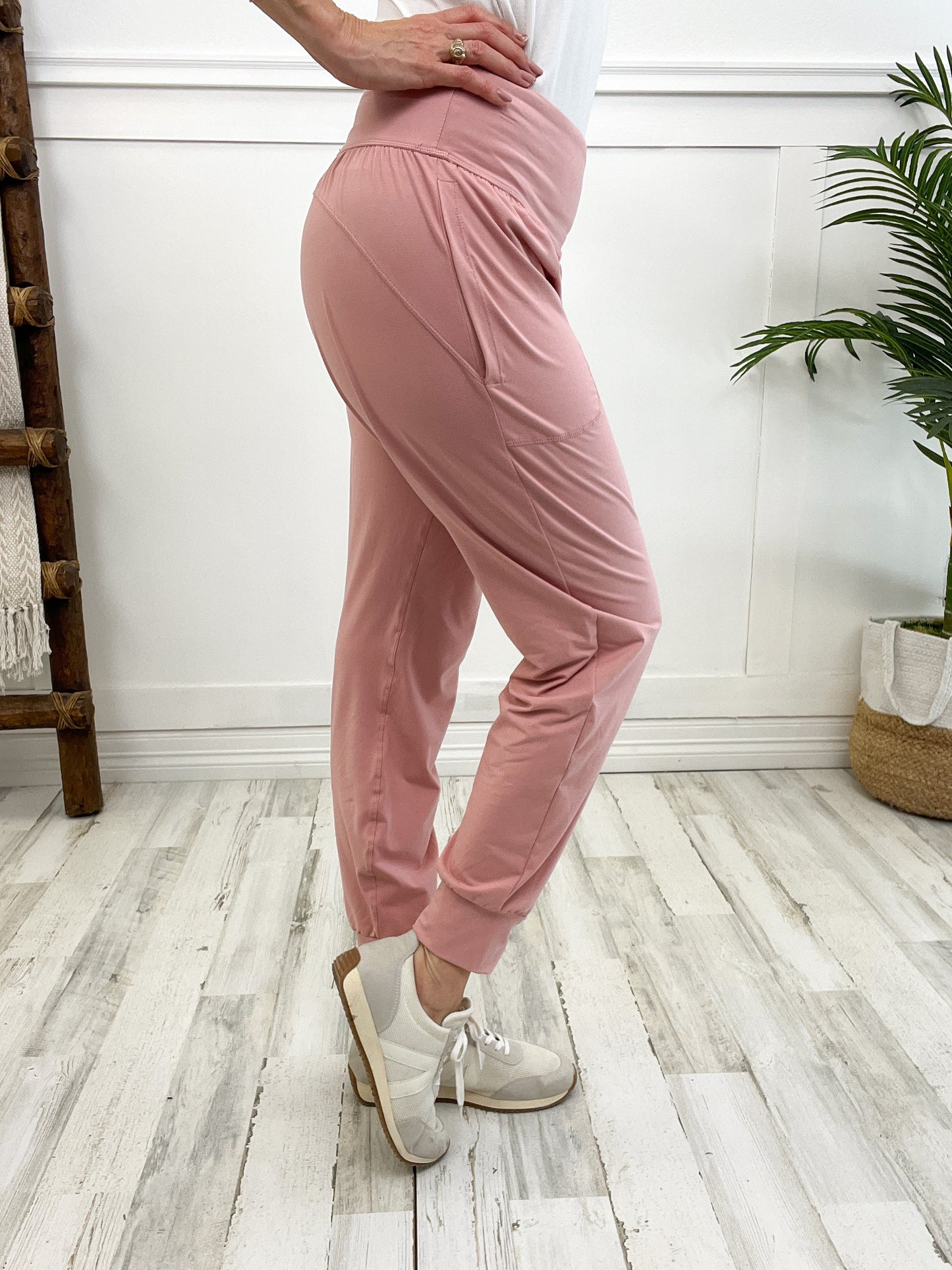 Butter Soft Joggers with Pockets